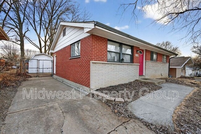 1156 Cove Ln in St. Louis, MO - Building Photo - Building Photo