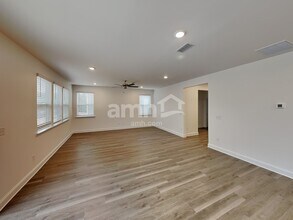 5014 Twin River Dr in Denver, NC - Building Photo - Building Photo