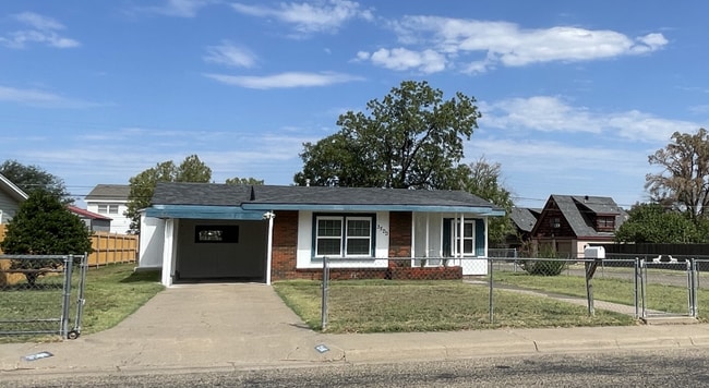 3500 Lometa Dr in Amarillo, TX - Building Photo - Building Photo