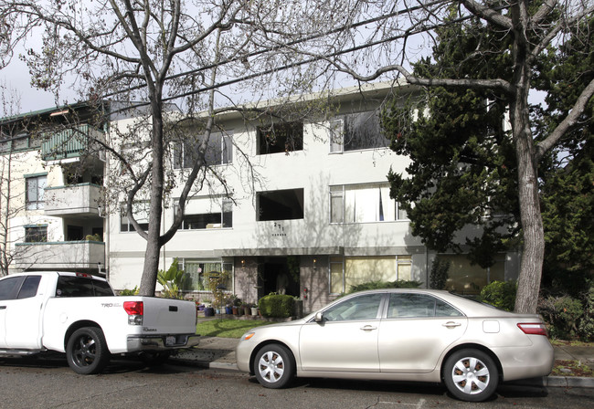 271 Vernon St in Oakland, CA - Foto de edificio - Building Photo