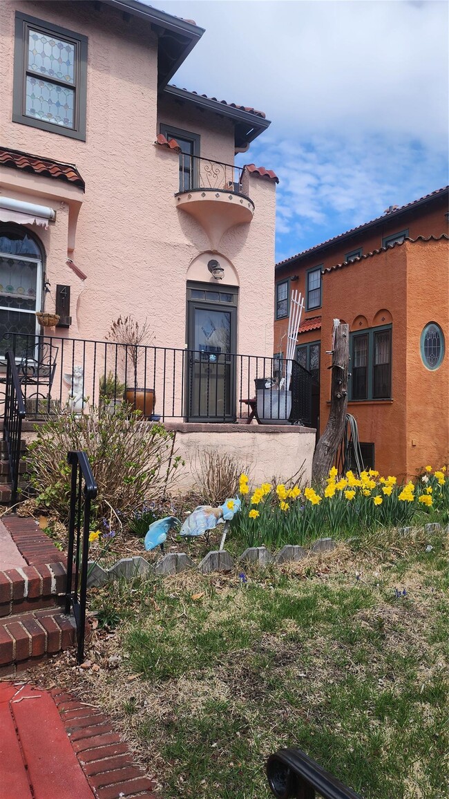 property at 41 E Penn St