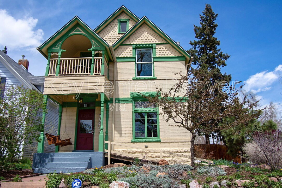 3207 W Hayward Pl in Denver, CO - Building Photo