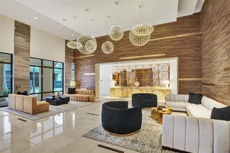 101 E Camino Real in Boca Raton, FL - Building Photo - Building Photo