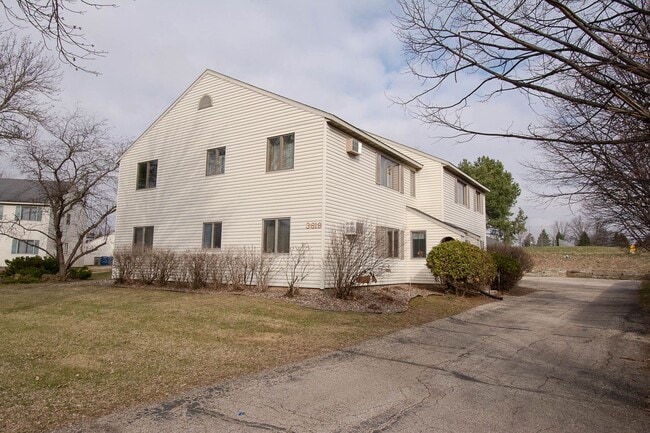 3619 10th Ln NW in Rochester, MN - Building Photo - Building Photo