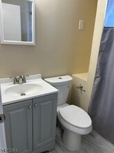 429 W Broad St, Unit 1 in Westfield, NJ - Building Photo - Building Photo