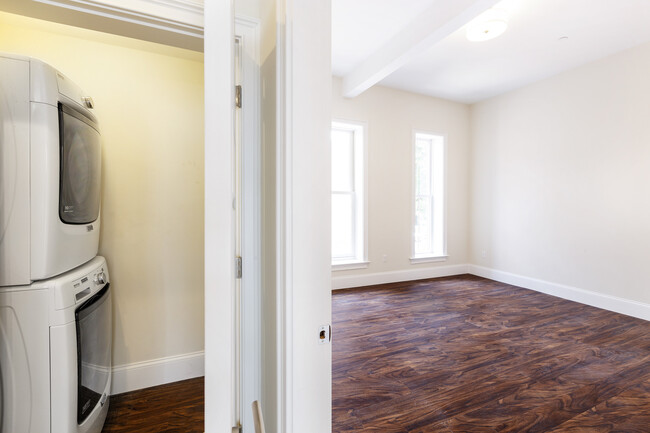1920 Washington St, Unit 4 in Boston, MA - Building Photo - Building Photo