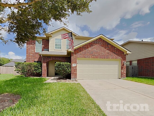 24718 Lakecrest Creek Dr in Katy, TX - Building Photo - Building Photo