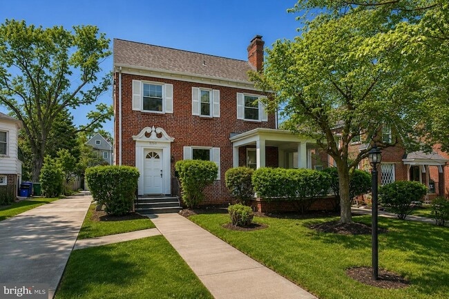 property at 4604 Nottingham Dr