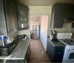 306 W Sunkist St, Unit A in Ontario, CA - Foto de edificio - Building Photo
