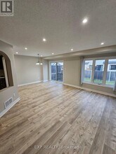 213 Halyard Way in Ottawa, ON - Building Photo - Building Photo