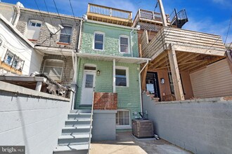 432 S Robinson St in Baltimore, MD - Building Photo - Building Photo