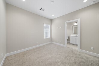 8307 Brecha Ln in Houston, TX - Building Photo - Building Photo