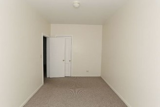 3957 W Irving Park Rd-Unit -Seven in Chicago, IL - Building Photo - Building Photo