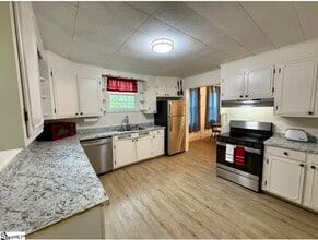 14 Mellon St in Slater, SC - Building Photo - Building Photo