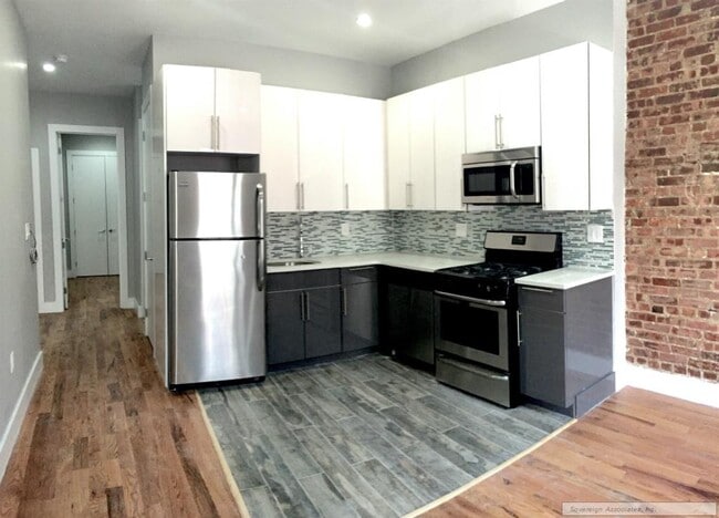 4230 Broadway in New York, NY - Building Photo - Building Photo