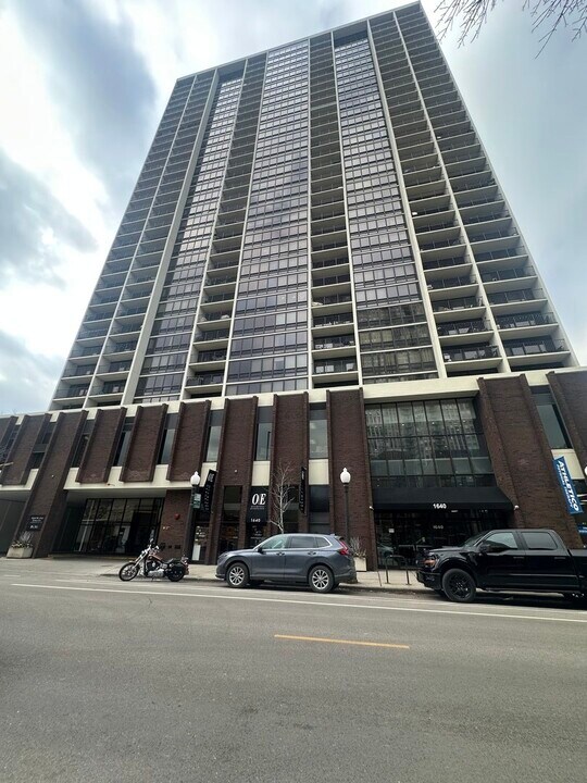 1636 N Wells St in Chicago, IL - Building Photo