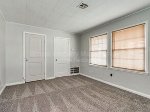 402 Babb Dr in Midwest City, OK - Building Photo - Building Photo