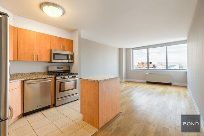 776 Sixth Avenue