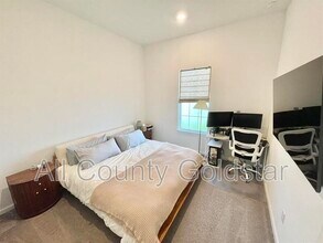 29248 Coral Harbour Dr in Englewood, FL - Building Photo - Building Photo