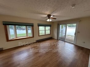 7281 Klyemore Dr in Huber Heights, OH - Building Photo - Building Photo