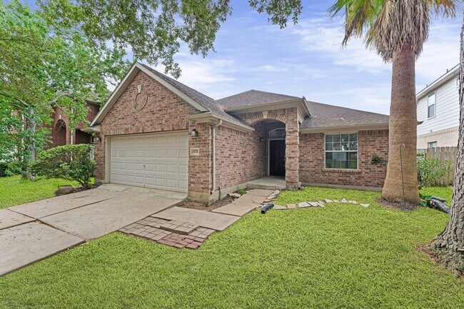 13733 Stark Bridge Ln in Rosharon, TX - Building Photo - Building Photo