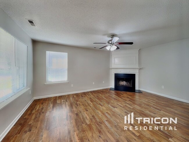 4213 Ivy Hill Rd in Raleigh, NC - Building Photo - Building Photo