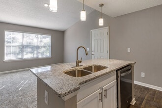 Avenue at Harbison in Columbia, SC - Foto de edificio - Building Photo