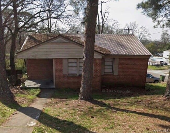 2000 Cherry St in Montgomery, AL - Building Photo - Building Photo