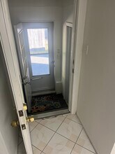 31 Oaktree Dr, Unit 1 bedroom apartment-EM in East Moriches, NY - Building Photo - Building Photo