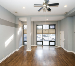 3109 W Augusta Blvd, Unit 1F in Chicago, IL - Building Photo - Building Photo