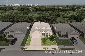 10617 Summer Pl Ln in Fort Worth, TX - Building Photo - Building Photo
