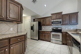 30 Wildwood Dr-Unit -41 in Georgetown, TX - Building Photo - Building Photo