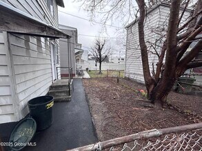 2523 Callahan Ave in Watervliet, NY - Building Photo - Building Photo