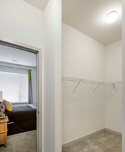 125 Cambridgepark Dr, Unit 227 in Cambridge, MA - Foto de edificio - Building Photo