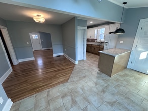 916 Magnolia St in Bowling Green, KY - Building Photo - Building Photo