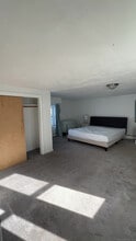 204 Pequot Ave in New London, CT - Building Photo - Building Photo