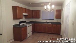 311 La garde St in San Antonio, TX - Building Photo - Building Photo