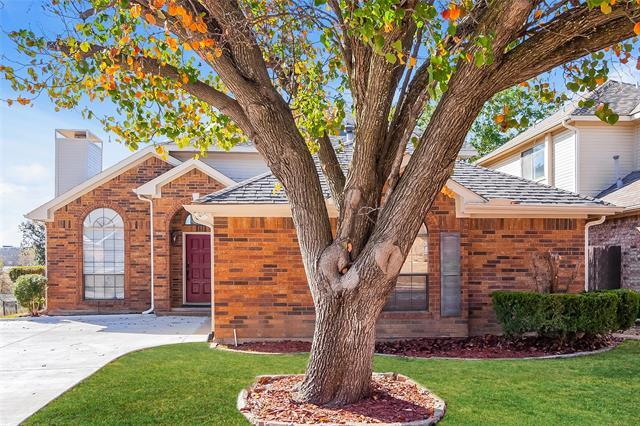 property at 4601 Cherokee Path