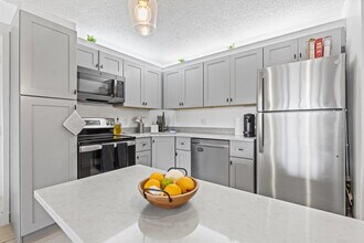 603 Sea Pine Way in Greenacres, FL - Building Photo - Building Photo