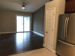 1218 Creve Coeur Crossing Ln in Chesterfield, MO - Building Photo - Building Photo