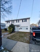 35 S Talmadge St in New Brunswick, NJ - Building Photo