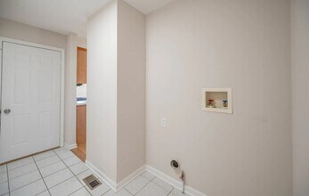 2126 Kingsmill St in Yorkville, IL - Building Photo - Building Photo