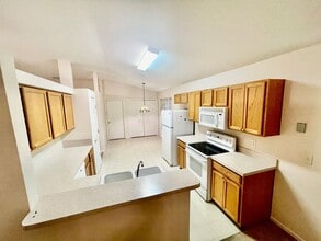 96064 Piedmont Dr in Fernandina Beach, FL - Building Photo - Building Photo