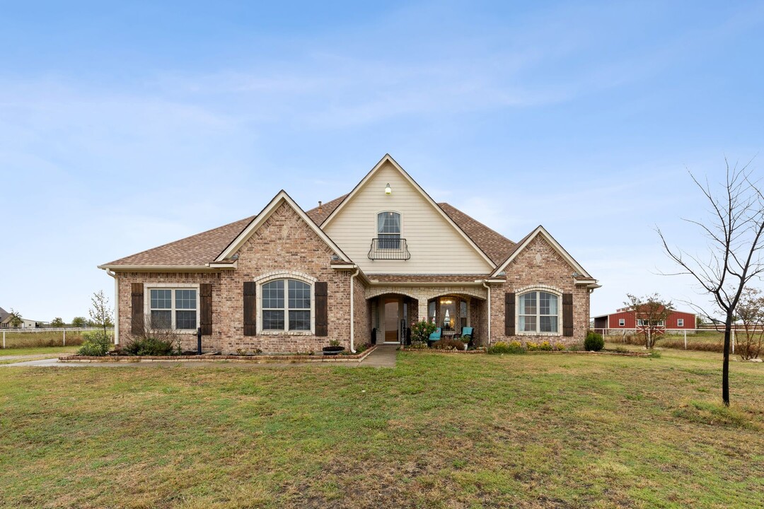 13320 Prairie Sky Ln in Krum, TX - Building Photo