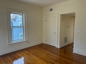 198 Clifton St in Malden, MA - Building Photo - Building Photo