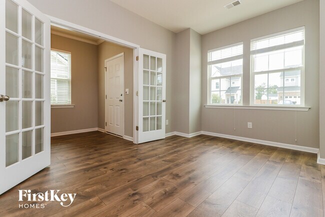 708 Redbud Ln in Summerville, SC - Building Photo - Building Photo