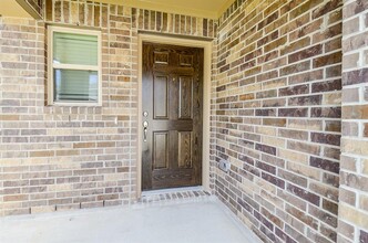 21135 Montego Bay Dr in Cypress, TX - Foto de edificio - Building Photo