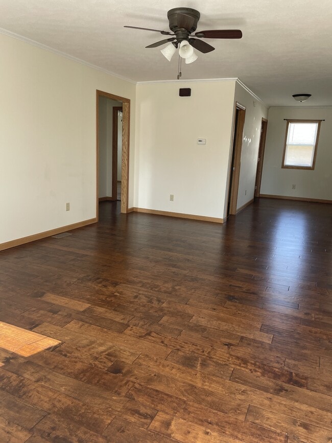 206 W Albro St in Claflin, KS - Building Photo - Building Photo