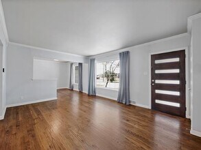 3760 Walnut Hill Ln in Dallas, TX - Building Photo - Building Photo