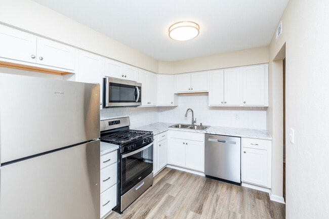 River Ridge Apartments